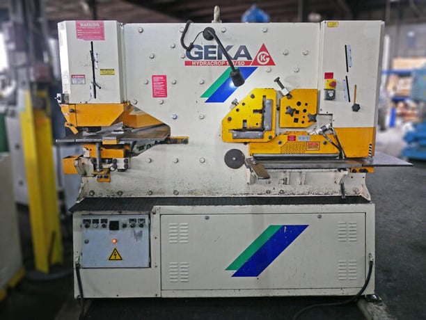 6-1/2" x 6-1/2" x 1/2" Geka #Hydracrop-110PD, CNC Deep Throat Dual Cylinder Hydraulic Ironworker, w/ - Image 3