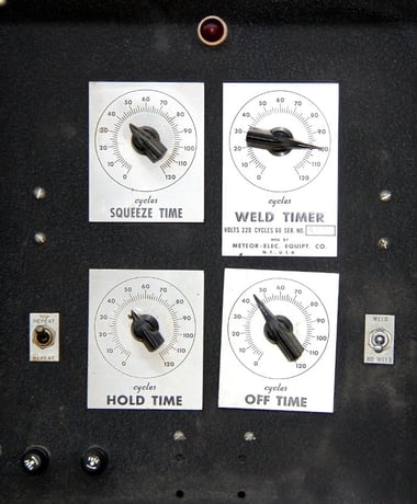 50 KVA Thomson #A1-D, Press-type spot welder, 24" throat, water cooled - Image 3
