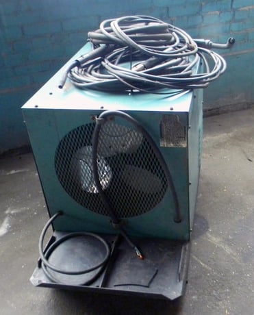 Air Products #MIG-185, Welder w/ 3 Guns - Image 4