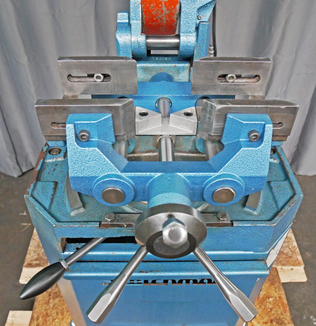 4.5" Scotchman #CPO-350-LT, Manual Ferrous Cold Saw, 22/44 RPM, 14" blade - Image 5