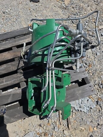 Fisher #1061, Vball Rotary Actuator, Size 60 - Image 2