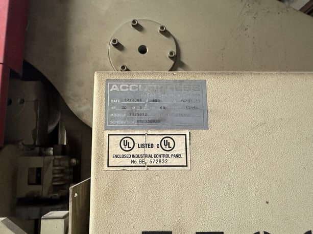 250 Ton, Accurpress #725012 Advantage CNC press brake, 12' overall, 124" between housing, 8" stroke, 20 HP - Image 10