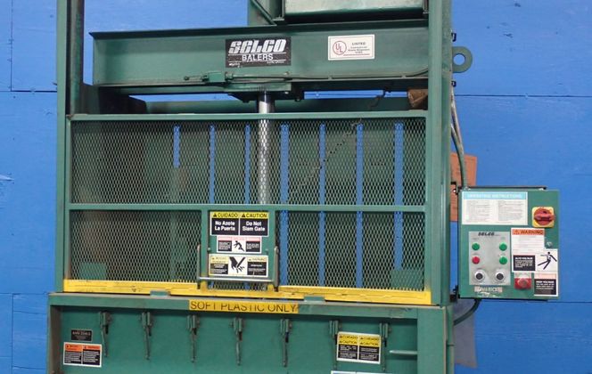 30" x 60" Selco #V5-HD, Hydraulic Vertical Baler, 10 HP, 208/230/460 V., 3 Ph. - Image 2