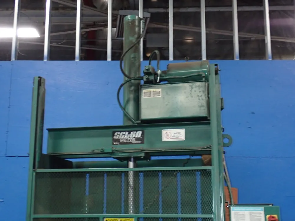 30" x 60" Selco #V5-HD, Hydraulic Vertical Baler, 10 HP, 208/230/460 V., 3 Ph. - Image 2
