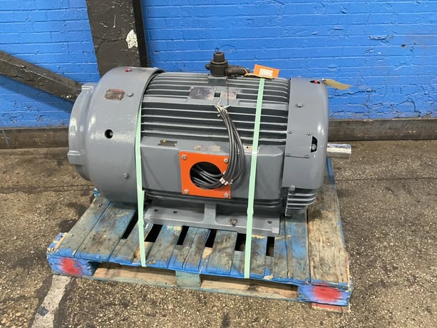 200 HP 3572 RPM Teco Westinghouse #AEHH8B-069, AC Gear Motor, Frame 447TS, IP56, 460 Volts, 3 phase - Image 1