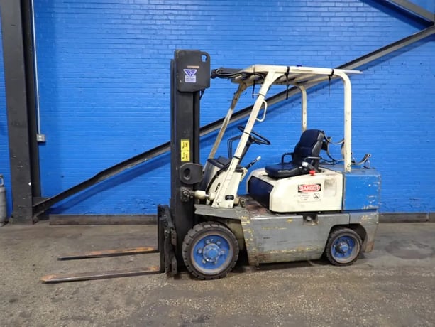 4,435 lb. YW #C-50, Propane Forklift, 42" x 4" Forks, 192" Mast Height, 6,590 Hours - Image 1