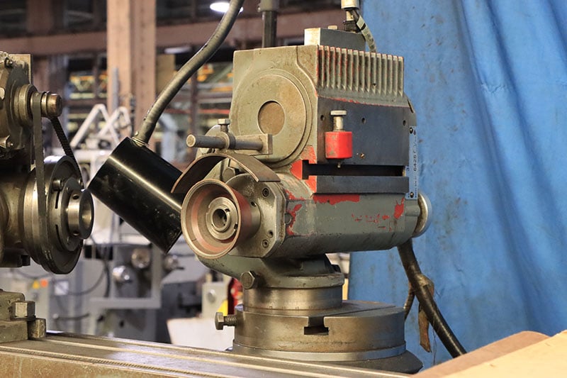 Cincinnati-Milacron #2MT, universal tool & cutter grinder, 6" x36" table, tilting wheelhead, motorized - Image 4