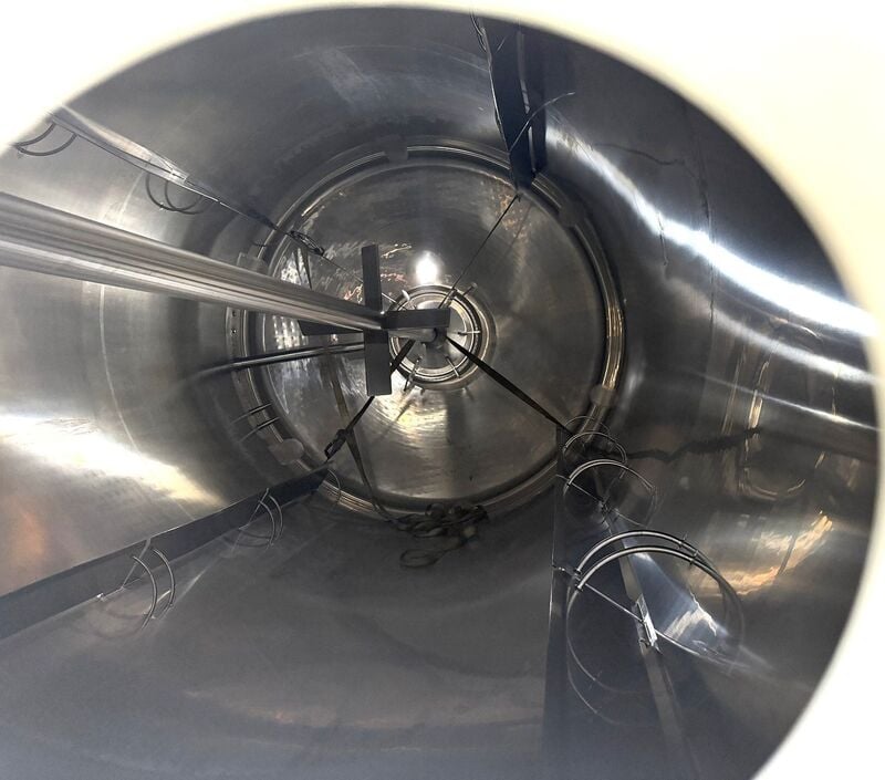 7000 gallon DCI, sanitary Stainless Steel jacketed mix tank, 15 psi/FV @ 250°F, 8' 6" diameter x 16' T/T - Image 8