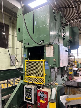 110 Ton, Bliss #C-110, single crank OBI press, 6" stroke, 17" Shut Height, 4" adj., 42" x27" bed, 40 SPM - Image 2