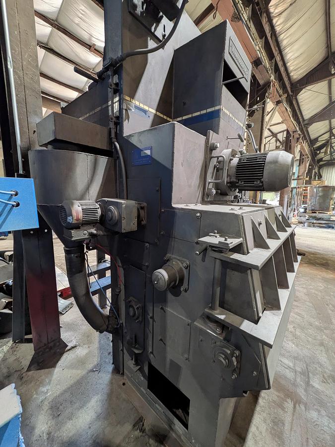 6 cu.ft. Wheelabrator #WTB-6, Tumble Blast Machine, 15 HP blast wheel, integrated dust collector - Image 6