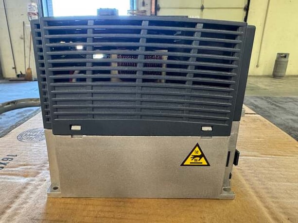 Toshiba VFS15-4037PL-W1 Variable Frequency Drive 380/500V 3-Phase Untested Surplus - Image 7