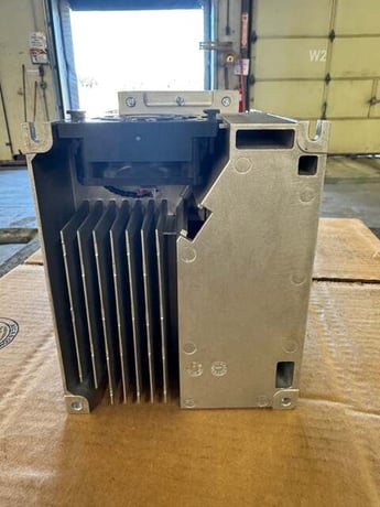 Toshiba VFS15-4037PL-W1 Variable Frequency Drive 380/500V 3-Phase Untested Surplus - Image 8