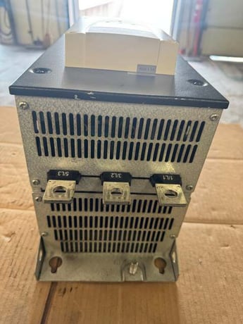Schneider Electric ATS22C25S6U Soft Starter Untested Surplus - Image 3