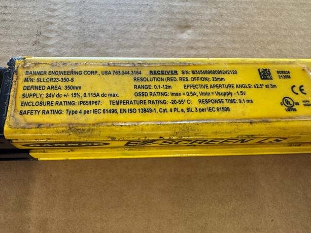 Banner Engineering SLLCR23-350-S Safety Light Curtain Receiver 24V DC Untested Surplus - Image 3