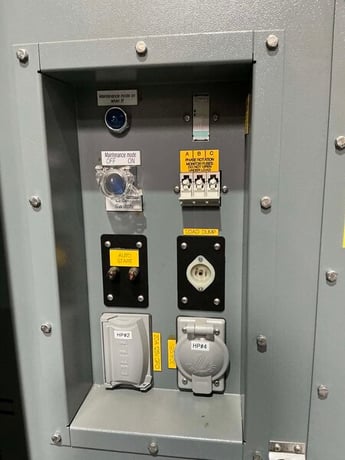3000 Amp. Trystar #SBDS-305P-LLMF-ACDGJK2Q53, Single Purpose Docking Station, 480 Volt, NEMA 3R enclosure, 3PH - Image 3