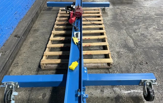 1 Ton, Gorbel, Mobile Gantry Crane, 136" Span, 120" Height, Dayton Chain Hoist & Trolley - Image 7