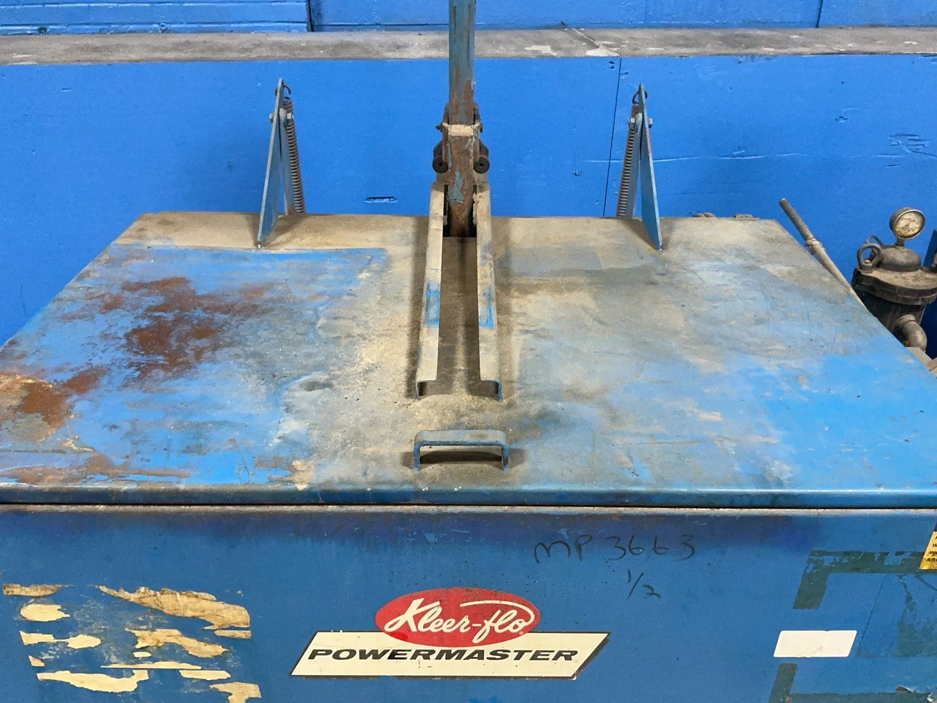 Kleer-Flo #PW500-AM-500-1612, Parts Washer, 2 HP, Natural Gas, 230-460 V. - Image 1