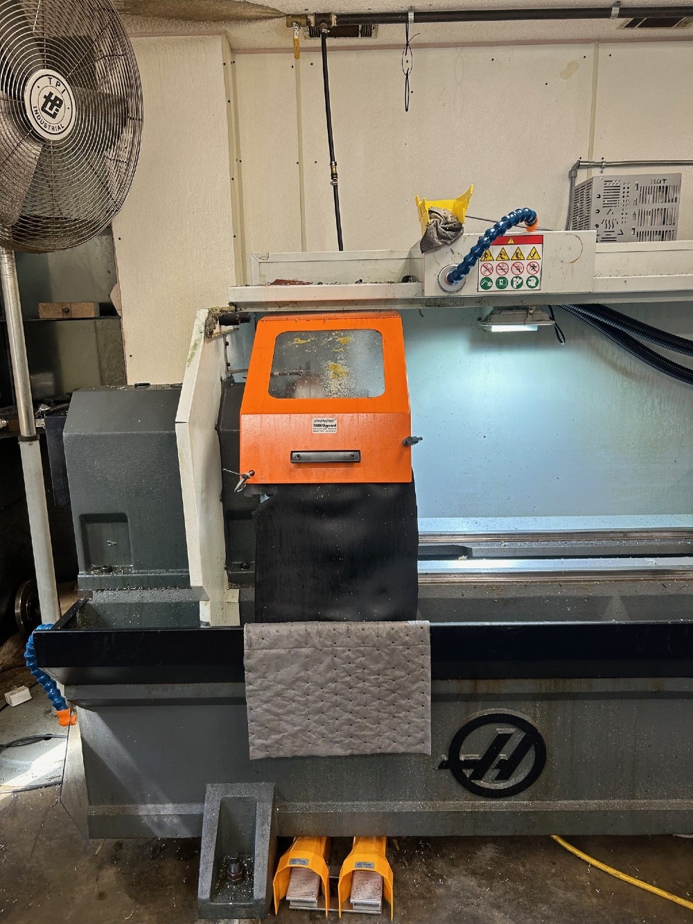 Haas #TL-2, CNC lathe, 20" swing, 48" centers, 8" & 10" chucks, 10 HP, 2000 RPM, tooling, U/P, 2017 - Image 2