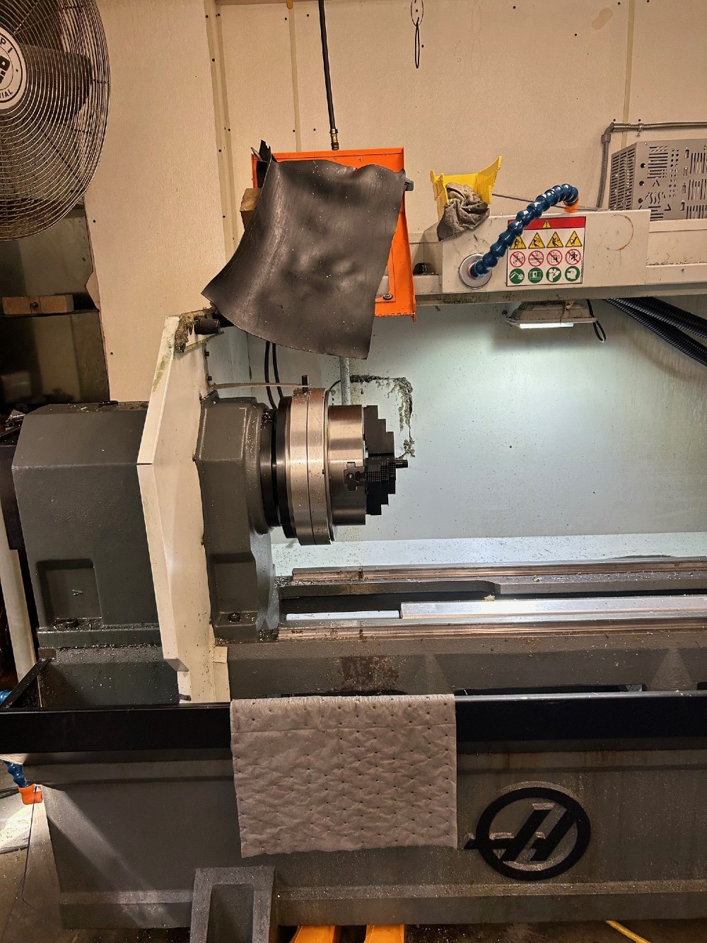 Haas #TL-2, CNC lathe, 20" swing, 48" centers, 8" & 10" chucks, 10 HP, 2000 RPM, tooling, U/P, 2017 - Image 3
