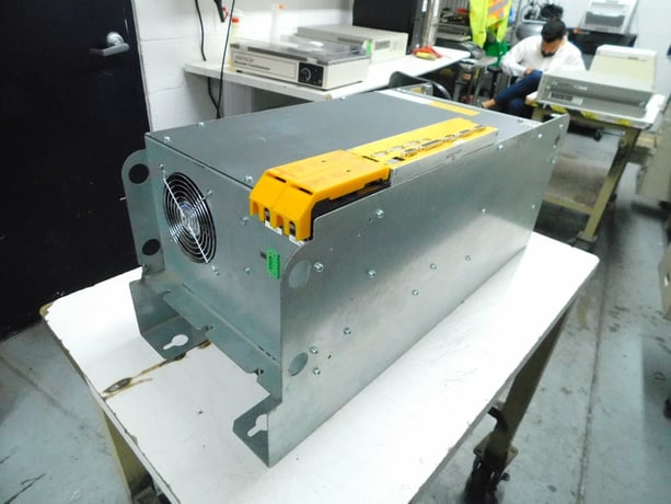 Baumuller #BUM63S-150/195-54-E-M-011, Servo Drive, 195 Amps, 480 VAC Input - Image 3