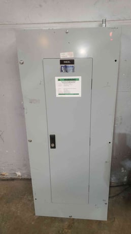 225 Amp. Cutler-Hammer, PRL1A, Pow-R-Line Panelboard, 120/208V, 3PH, 42-Circuit, w/ Bolt-On Breakers - Image 2