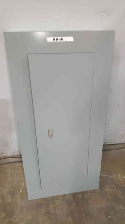 225 Amp. Square D, NEHB, Panelboard, 480Y/277V, 3PH, 4W, w/ EHB Breakers - Image 6