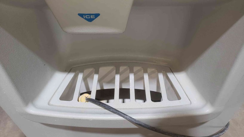 Hoshizaki #DB-200C, Ice Dispenser Bin, 115VAC, 60Hz, 1PH (2 available) - Image 3
