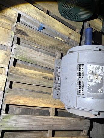 125 HP 1800 RPM TECO, Frame 405T, ODP, 230/460 Volts, reman. - Image 6