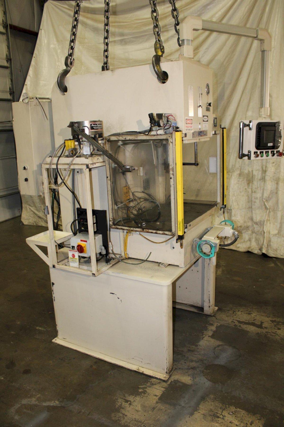 30 Ton, Neff #DF-25-15M, hydraulic press, 7" stroke, 19" daylight, 10" throat, 23.5" x 18" bed, 3000 PSI, 2002 - Image 3