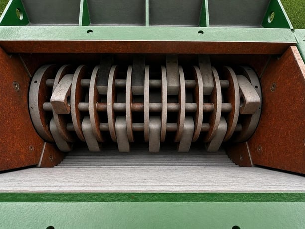 Jeffrey Rader, Hammer Hog, 24" x 36" grinding chamber, 75 HP - Image 2