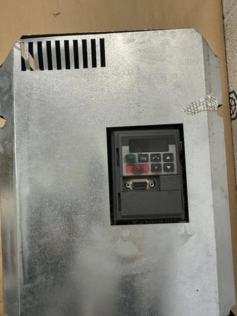 40 HP Siemens, 6SE3225-5DJ40, Midimaster Vector Variable Frequency Drive, 380-500 VAC - Image 2