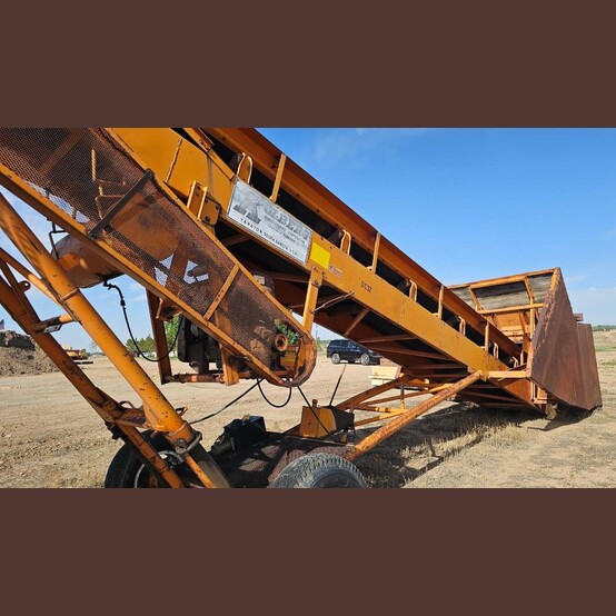Kolberg, Portable Screening Plant, 48" width x 120" L inclined vibrating screen, 300 FPM conveyor - Image 6