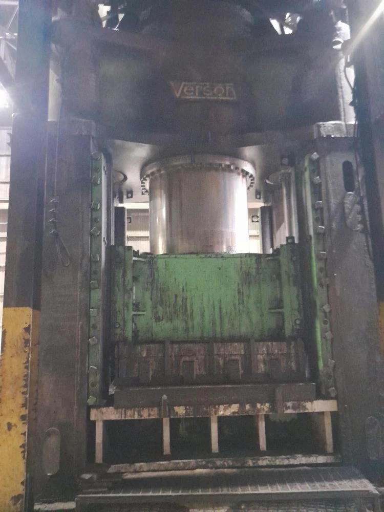 5,000 Ton, Verson, Down-Acting Hydraulic Press, 96" dl, 72" platen stroke, 96" x 96" platen, 24" shut height - Image 8