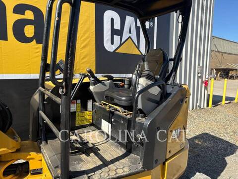 Cat 305 CR AB, Mini Excavator, 2281 hours, S/N: 5G500213, 2022 - Image 7