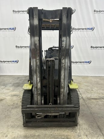 5000 lb. Clark #C25, propane forklift, 189" lift height, not working - Image 3