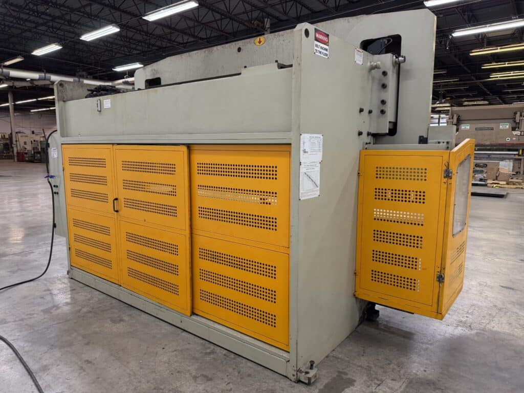 200 Ton, U.S. Industrial #US20013AC, hydraulic CNC press brake, 13' overall, 124" between housing, 7" stroke - Image 9