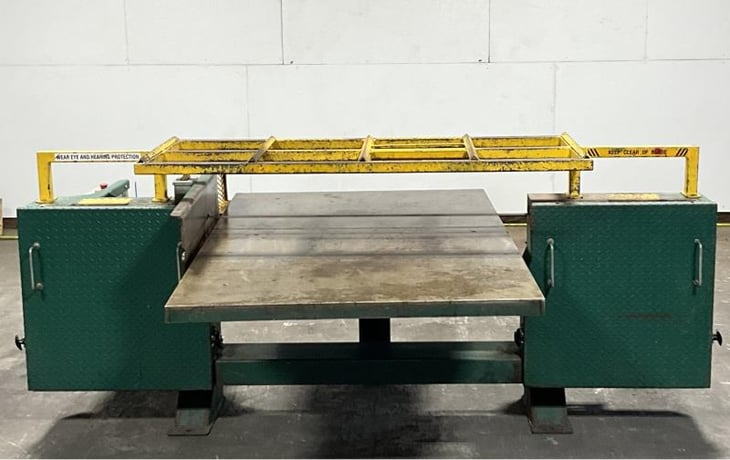 Smart Machine Tool, 54" bandsaw pallet dismantler, 54" pallet capacity, 10 HP Baldor, 2200 RPM blade, 20' - Image 1