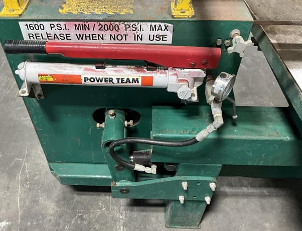 Smart Machine Tool, 54" bandsaw pallet dismantler, 54" pallet capacity, 10 HP Baldor, 2200 RPM blade, 20' - Image 4