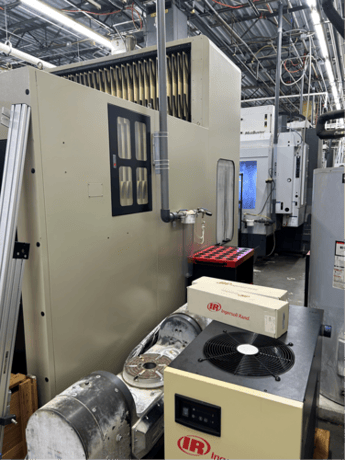 Amera Seiki #VTC-5, Vertical Machining Center, 86.6" X, 24.4" Y, 24.4" Z, 20 HP, 10,000 RPM, 32 automatic - Image 5
