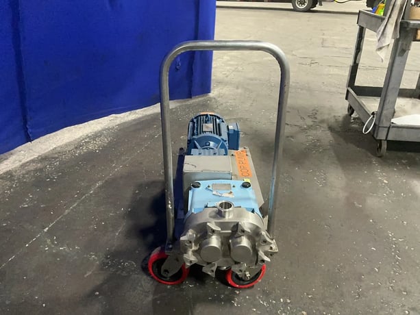 3 HP Waukesha, Positive Displacement Pump, 4 Wheel Stainless Steel Push Cart, 1762/315 RPM, 230/460 V. - Image 3