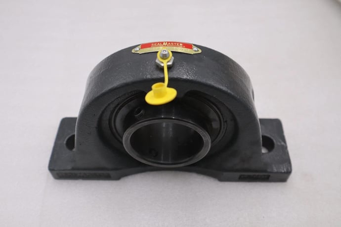 Sealmaster np-35 pillow block bearing bore: 2-3/16" - new in box - stock gf579a - Image 3