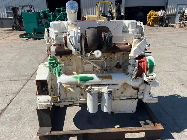 630 HP Caterpillar #C18, Diesel Engine, 5789 hours, 2015 - Image 1