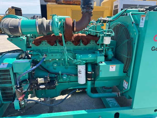 300 KW Cummins/Onan #300DFCB-1570, Diesel Generator Set, 120/208 Volt, 465 HP @ 1800 RPM engine, circuit - Image 7