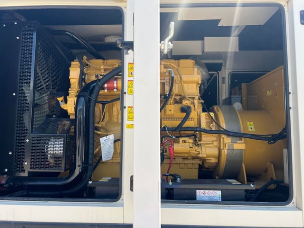 500 KW Caterpillar #500, Diesel Generator Set, 480 Volts, 762 HP @ 1800 RPM CAT C15 engine, circuit breaker - Image 7