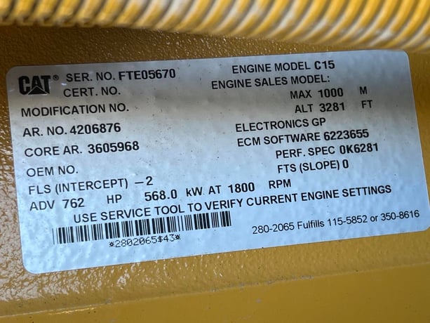500 KW Caterpillar #500, Diesel Generator Set, 480 Volts, 762 HP @ 1800 RPM CAT C15 engine, circuit breaker - Image 8