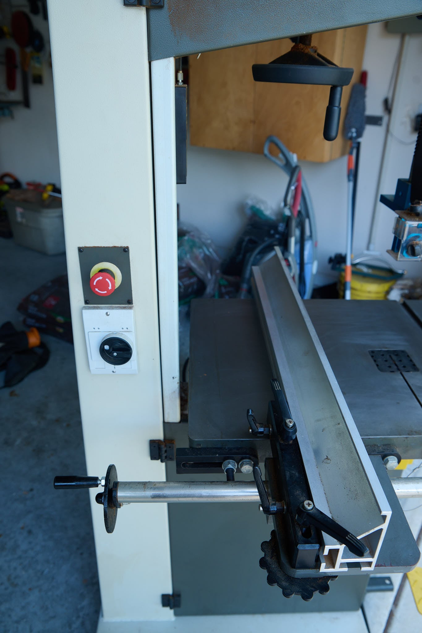 17" x 18" Laguna #Italian-LT18, Vertical Band Saw, 2" blade width, 5 HP, 2013 - Image 4