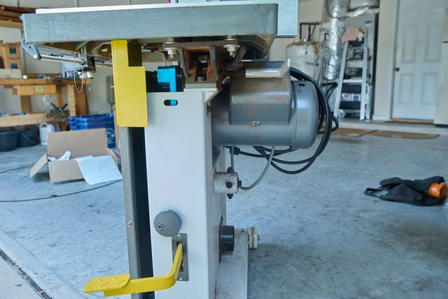17" x 18" Laguna #Italian-LT18, Vertical Band Saw, 2" blade width, 5 HP, 2013 - Image 6