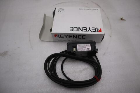 Keyence il-1050 laser sensor 2000 mw 10-55 hz - stock gf412a - Image 2