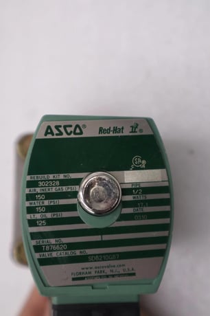 New open box asco red hat solenoid valve sd8210g87 stk l88c - Image 2