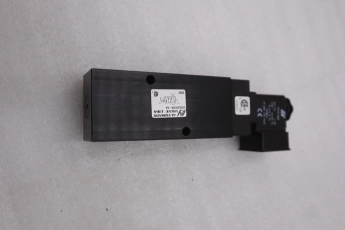 NEW OPEN BOX Automatic Valve D2003ACWR-AA Series Namur Valve STK K2995CC - Image 3
